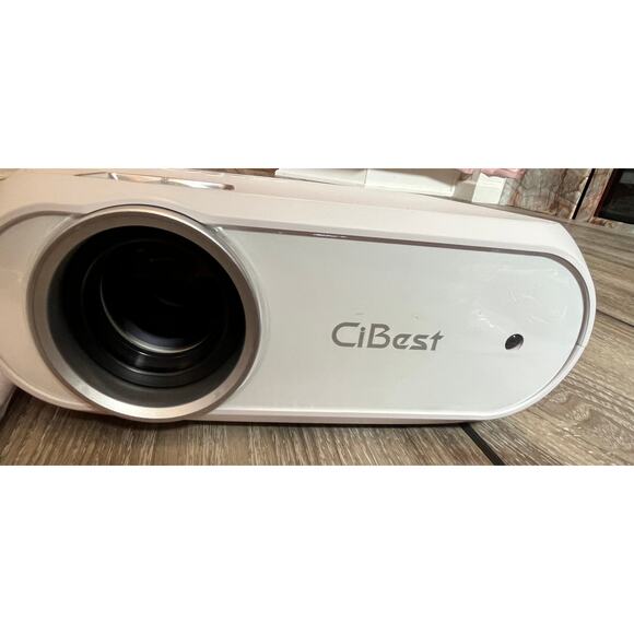 CIBest EVD Video SIMPLE PROJECTION SCREEN DVD Player & Movie Projector - Picture 7 of 11